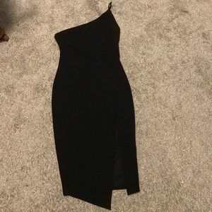Open slit black bodycon dress